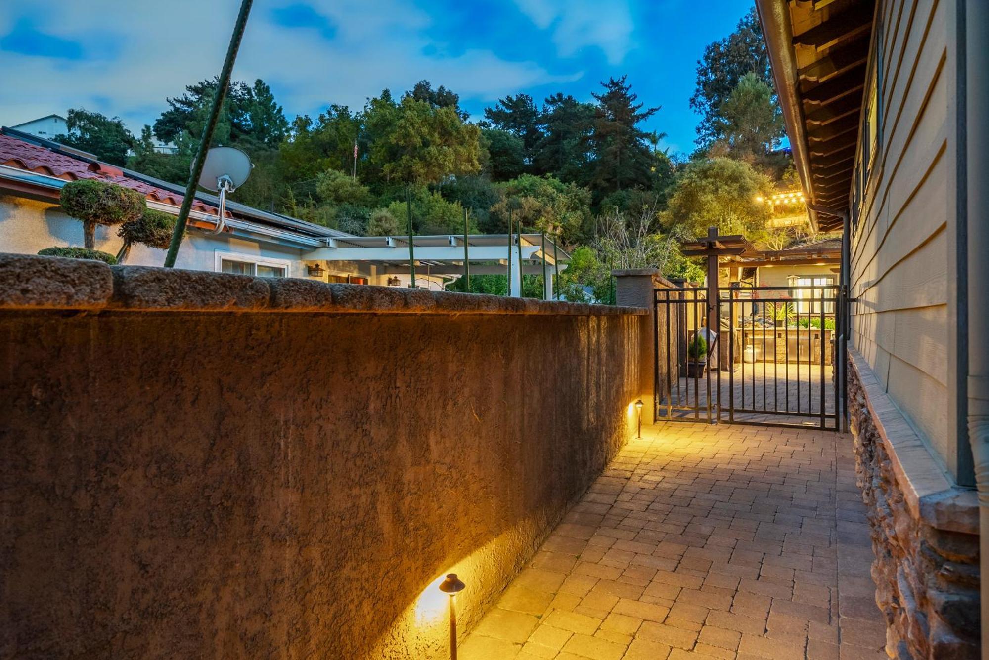 Garden House Hotel San Diego Exterior photo